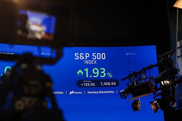 S&P 500 e Nasdaq caminham para o melhor trimestre desde 2020